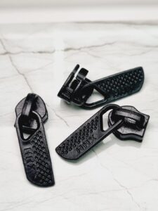 PLASTIC SLIDERS